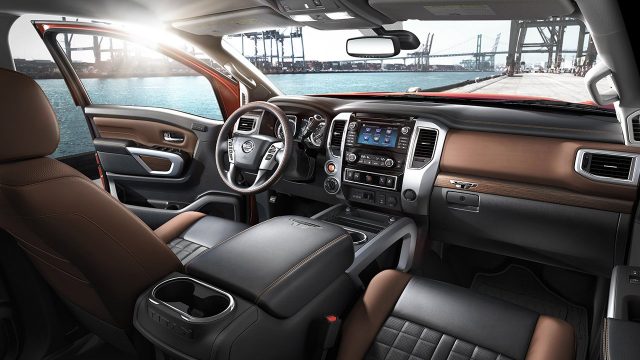2018 Nissan Titan XD interior