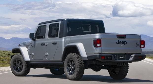 2024 Jeep Gladiator 4xe Plug-In Hybrid rear view