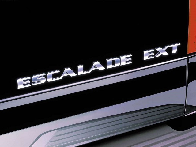 2024 Cadillac Escalade EXT comeback